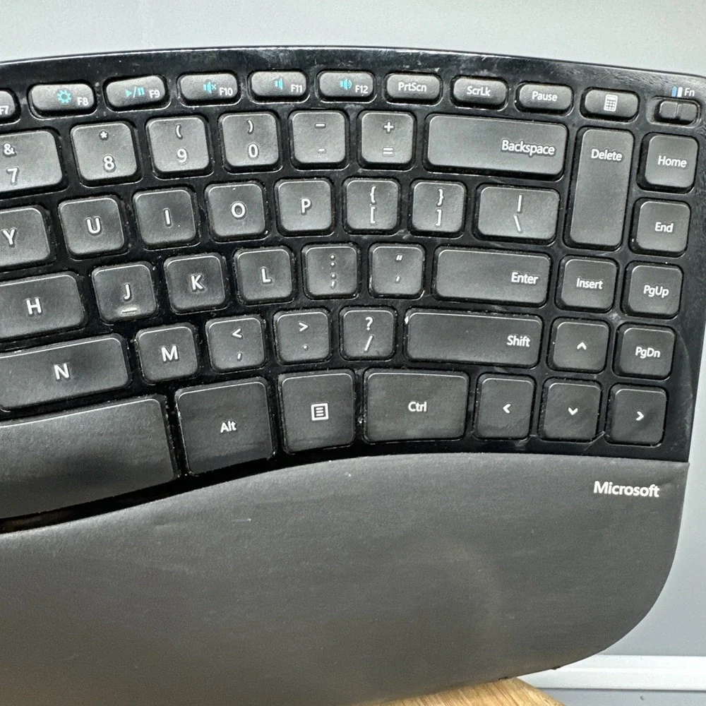 Microsoft Sculpt Ergonomic Wireless Keyboard Model 1559 - No USB Dongle